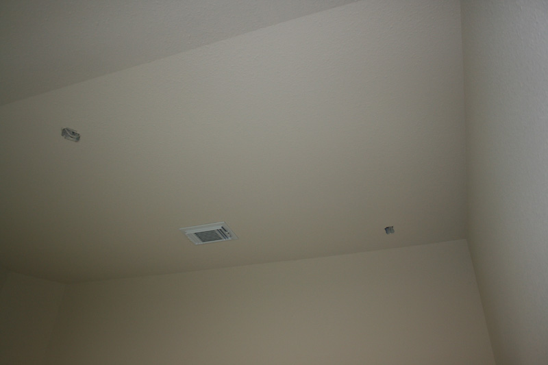 bedroom-middle-vent-smoke-lighting