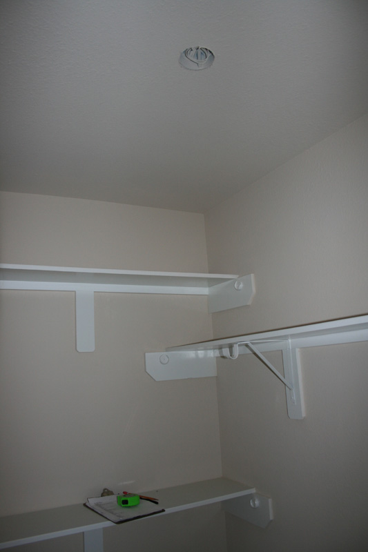 closet-master-lighting